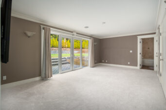 CUSTOM GORGEOUS HOME WITH PANORAMIC VIEW -- 2291 Orchard Ln, West Vancouver